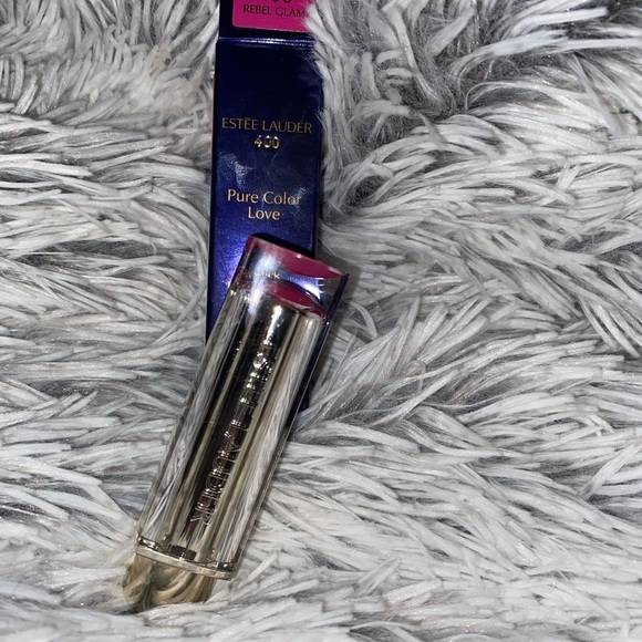 Estée Lauder pure color love lipstick-  rebel glam - Picture 3 of 7